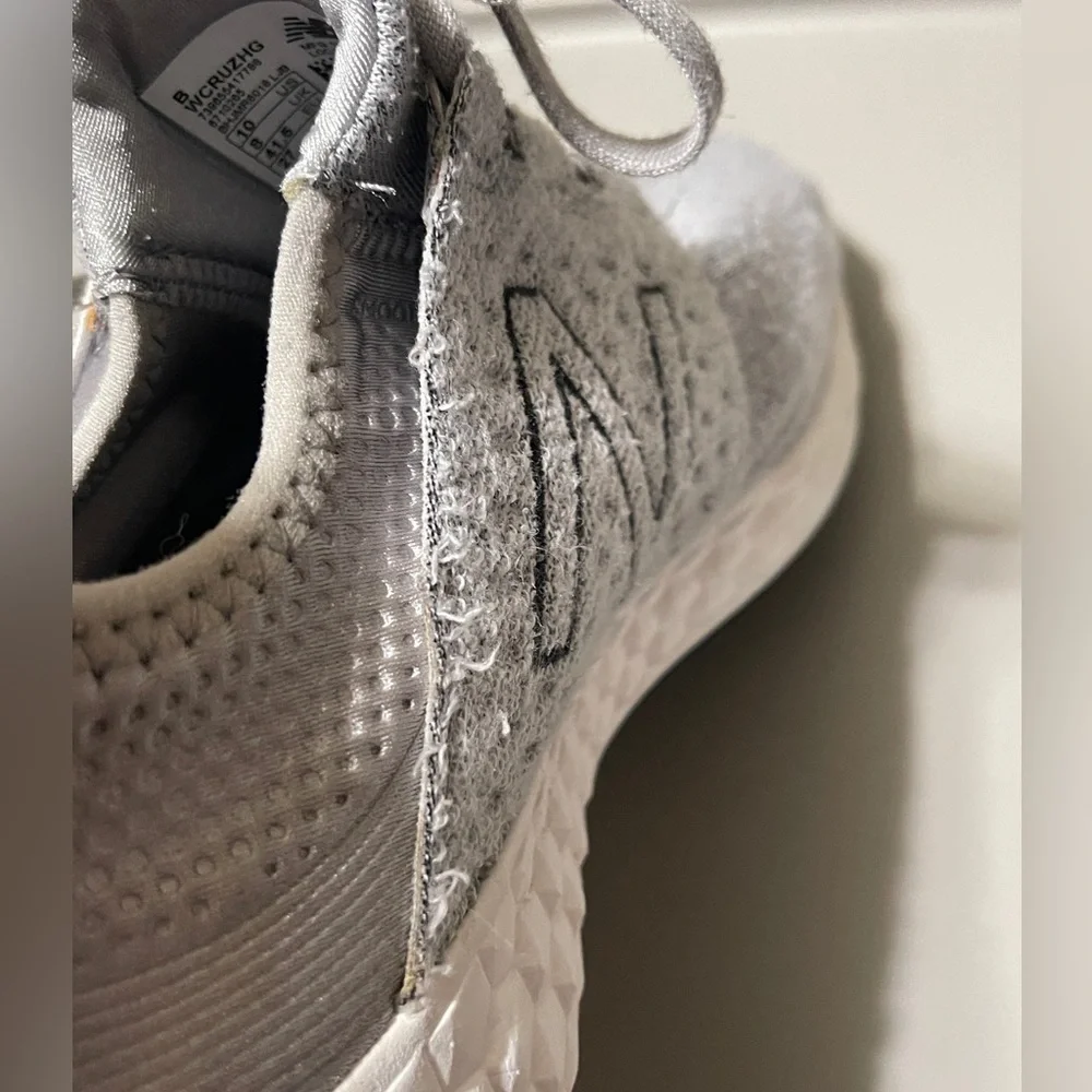 New Balance Women’s Cruz v1 Reissue Heather Gray Athletic Sneakers size 10 M - Picture 7 of 8